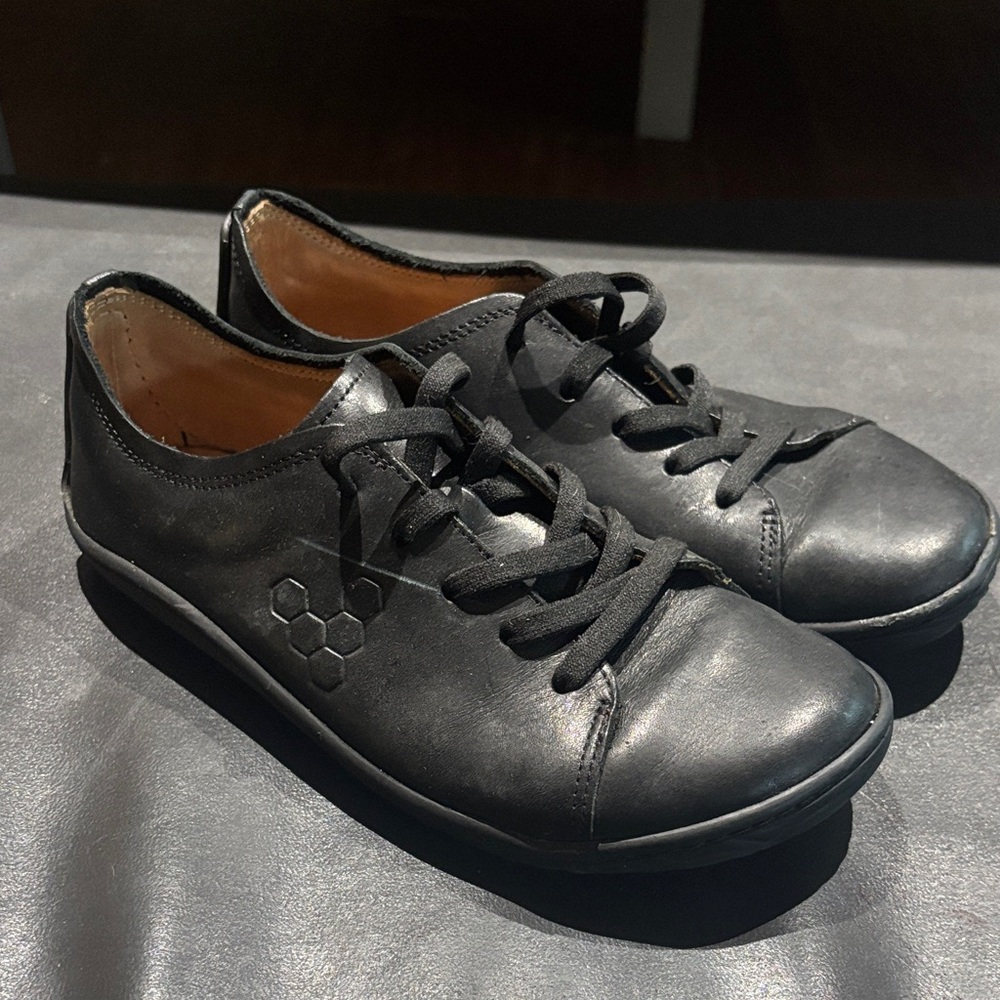 Vivo Barefoot Black Women's Sneakers
